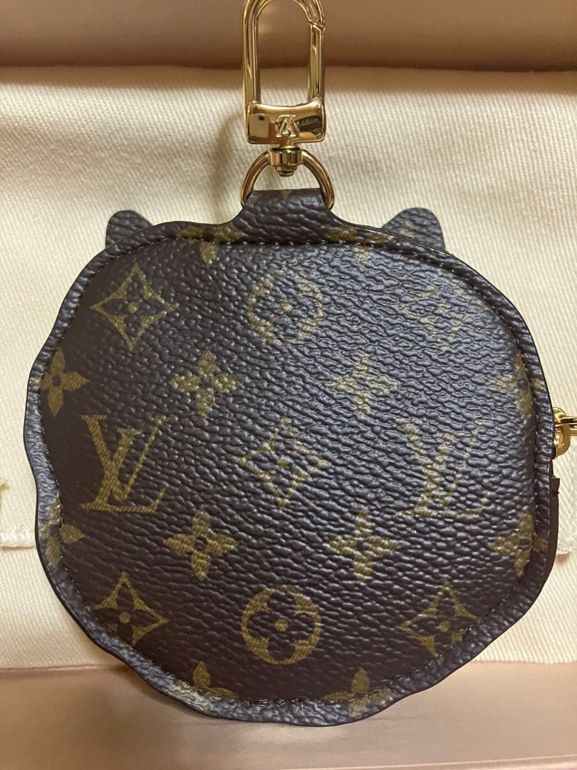 M15139 ルイヴィトン　キティ　パース　グレース　コディントン　猫