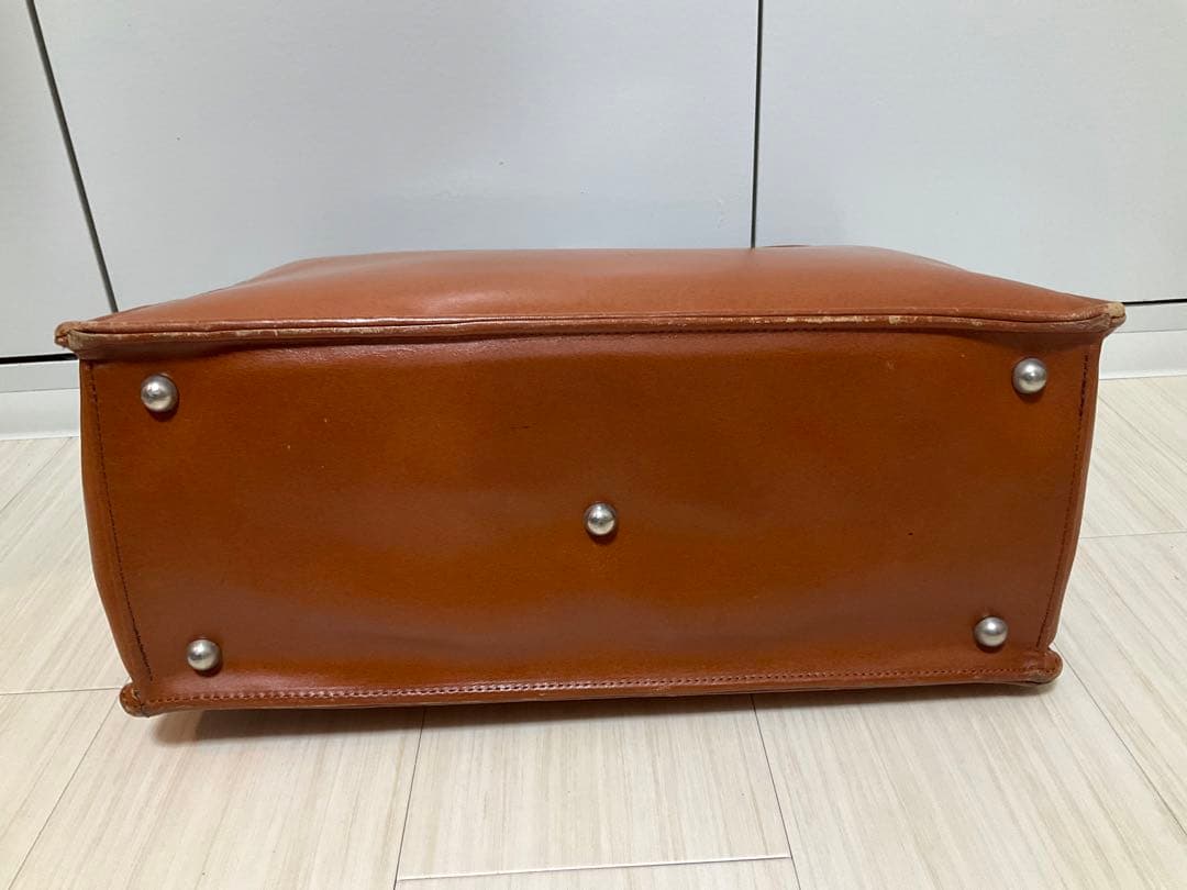 SADDLE（サドル）22304 ダレスバッグ　ブラウン