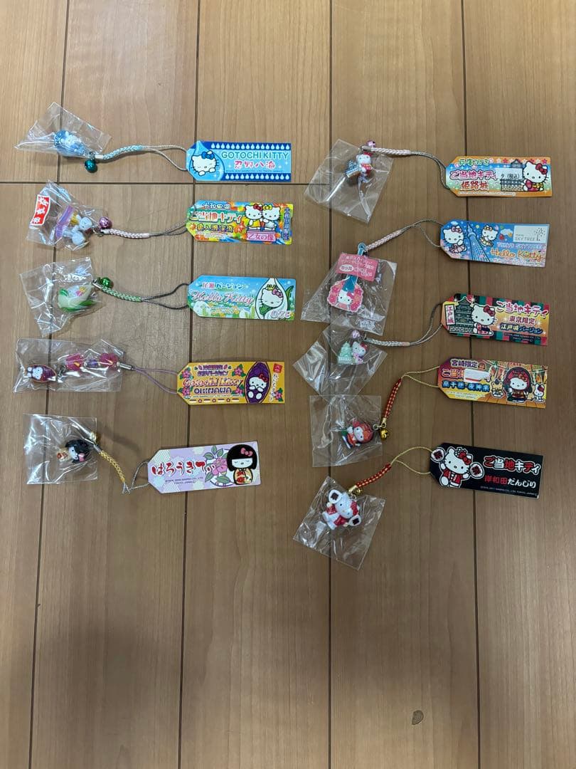 ご当地キティ　ストラップ　77個セット　バラ売り不可