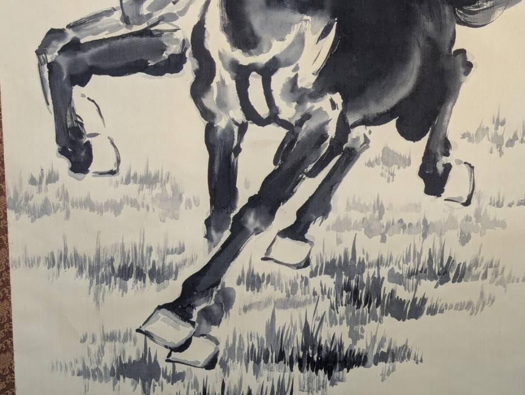 真作】掛軸 墨馬図 二頭の駿馬疾走図 力強い筆致 書画一体