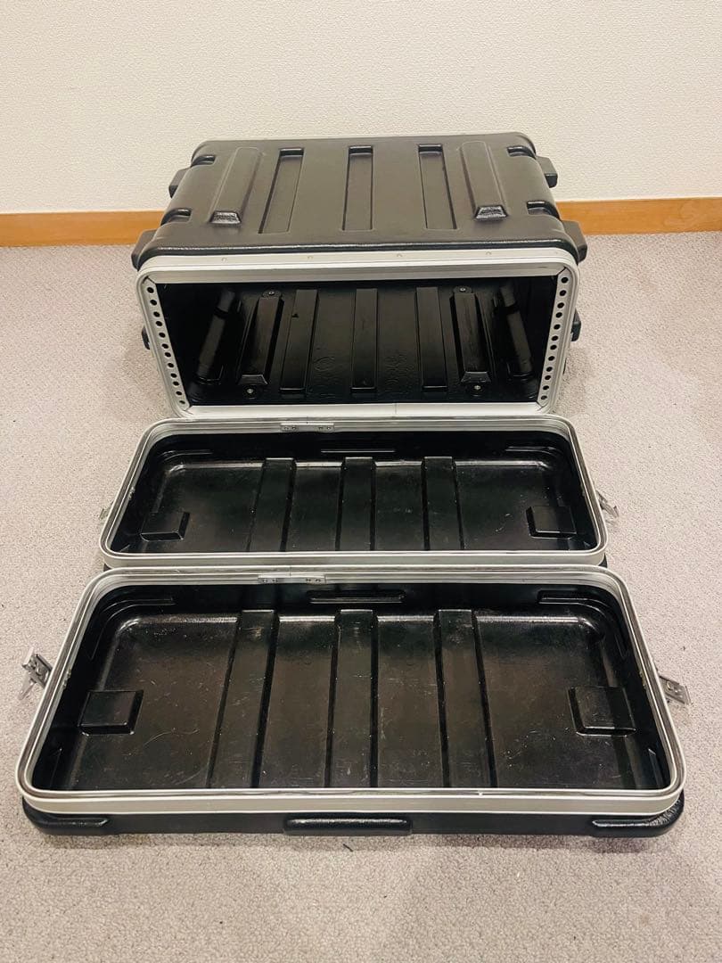 SKB 4U ラックケース