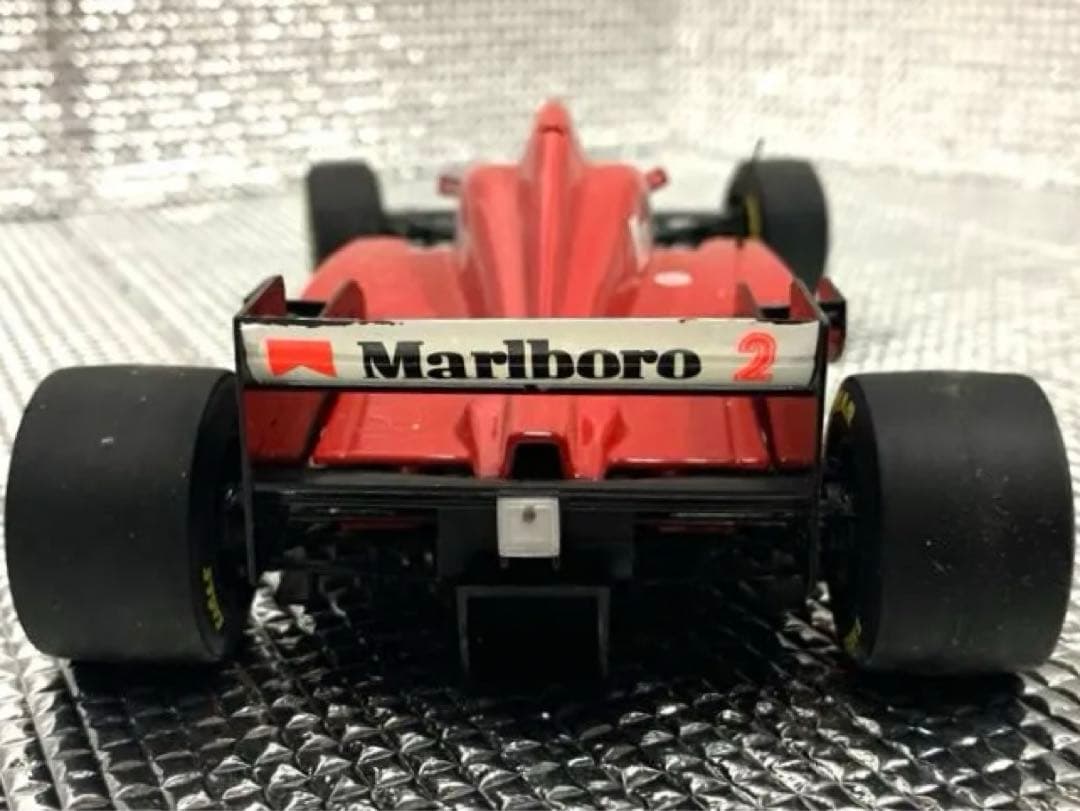 【ミニチャンプス　1996 フェラーリF310 エディ・アーバイン　1/18】