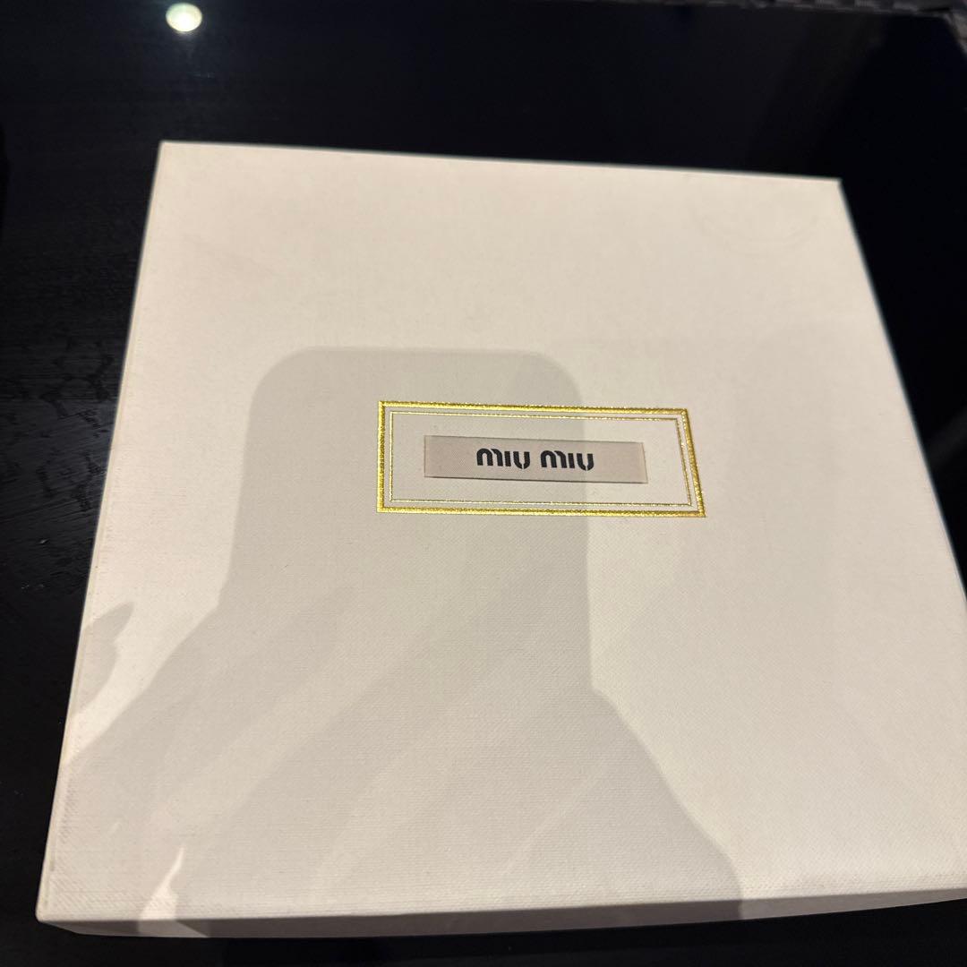 miu miu クリスタルカチューシャ