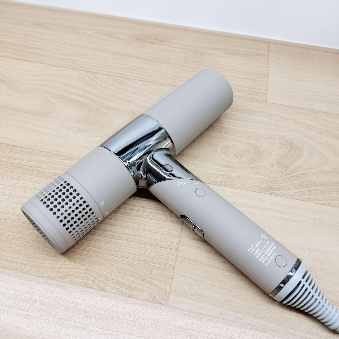 新品同様⚡️KINUJO 絹女 ドライヤー キヌジョ