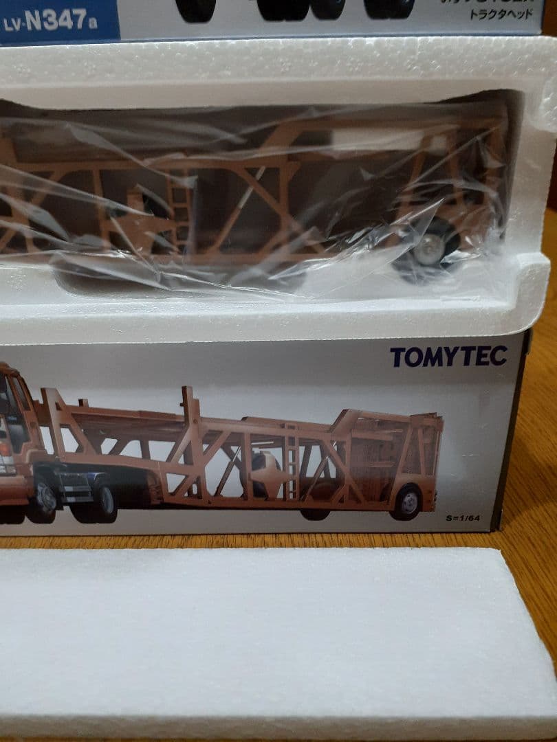 トミカ LV-Nいすゞ810EXカートランスp茶他３台セット　特売セール中‼️