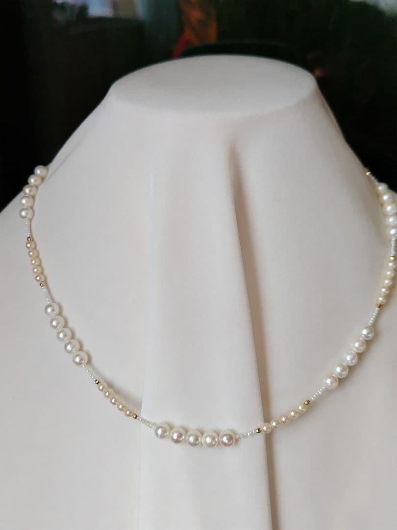 2種類のアコヤ真珠、あこや砂芥子パール、オメガ風ネックレス