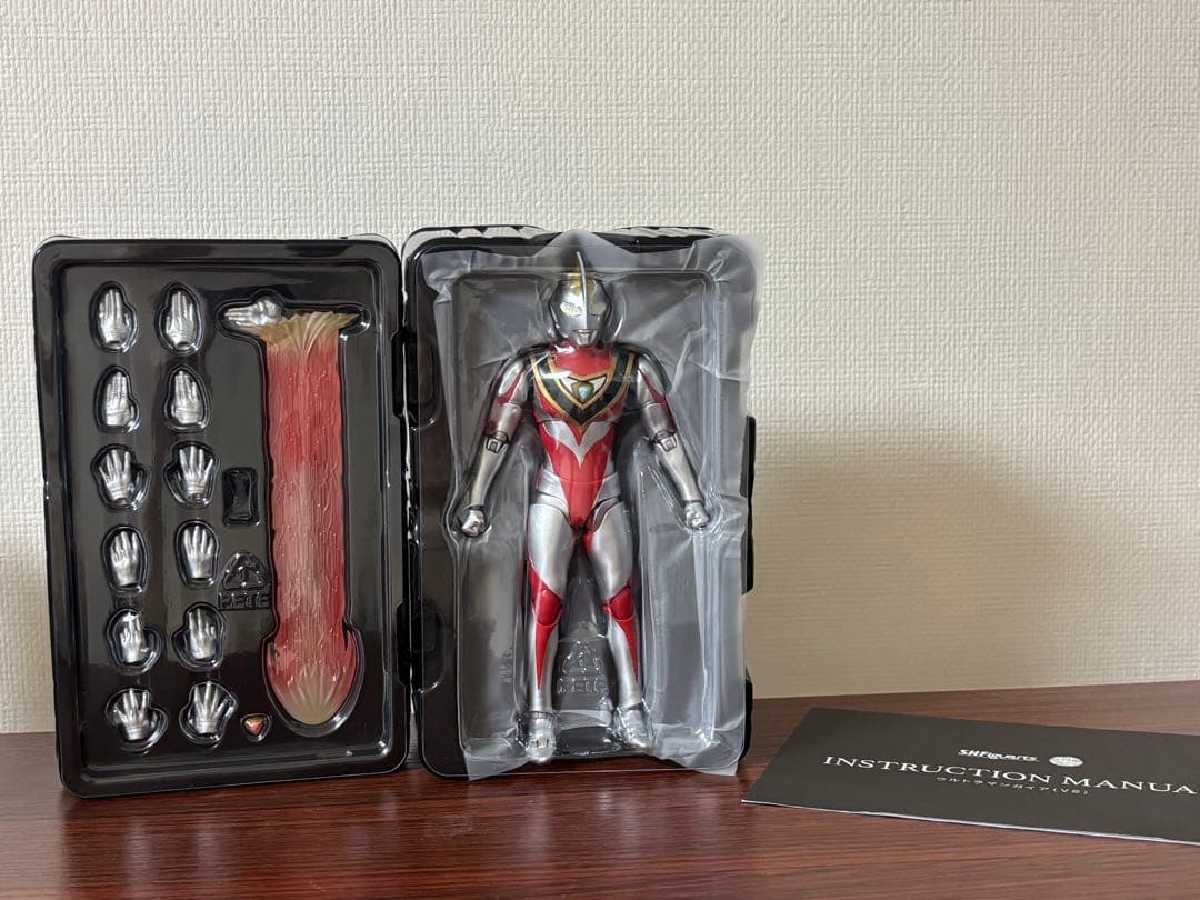 真骨彫ウルトラマンガイアセット