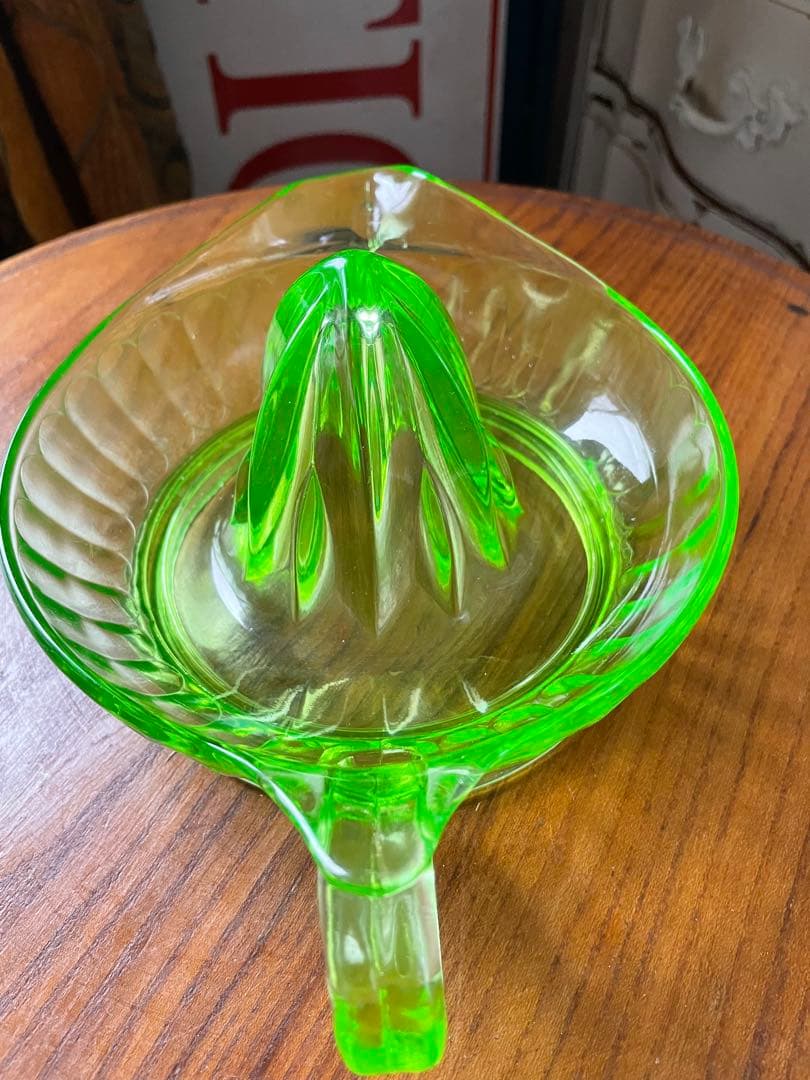 アンティークディプレッショングラスマッキー社ウランガラスリーマー