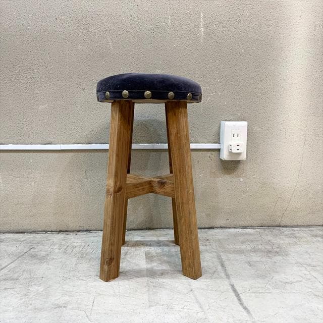 羅針盤の古材スツール（ネイビー）
