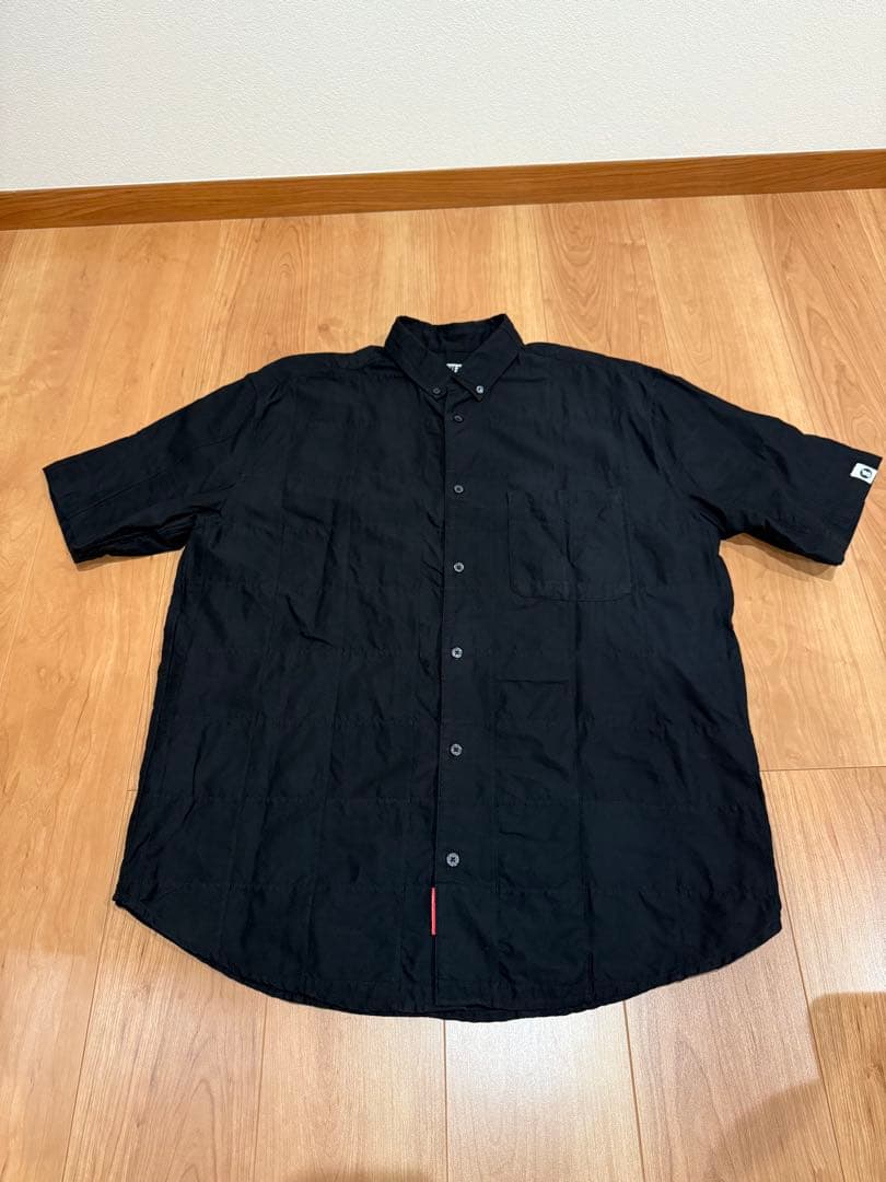 豊田奈緒 王様の首2 キャンバス作品ミクスドメディア