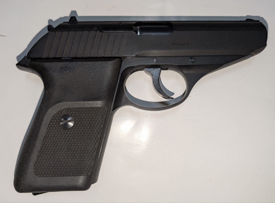 KSC P230JP HW プレミアムマガジン仕様、スペアマガジン付き　ガスガン