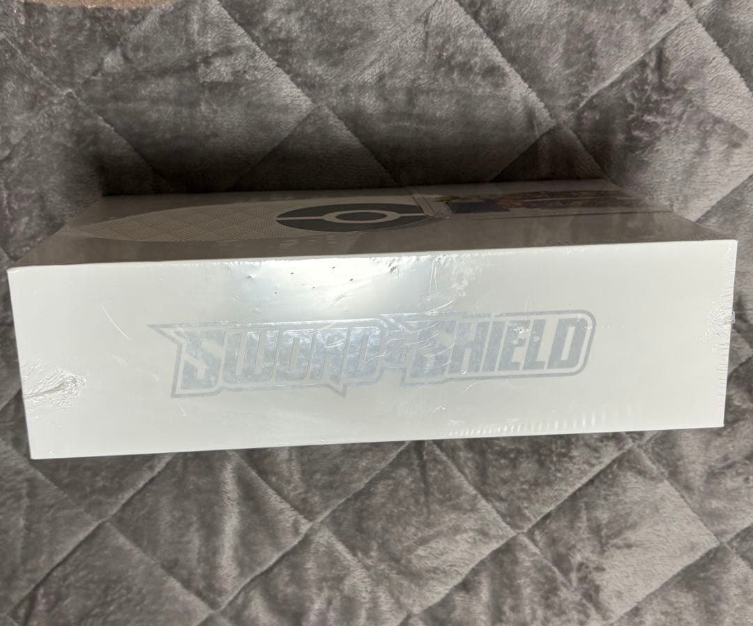 新品未開封シュリンク付き 海外版 ウルトラプレミアムコレクション リザードン