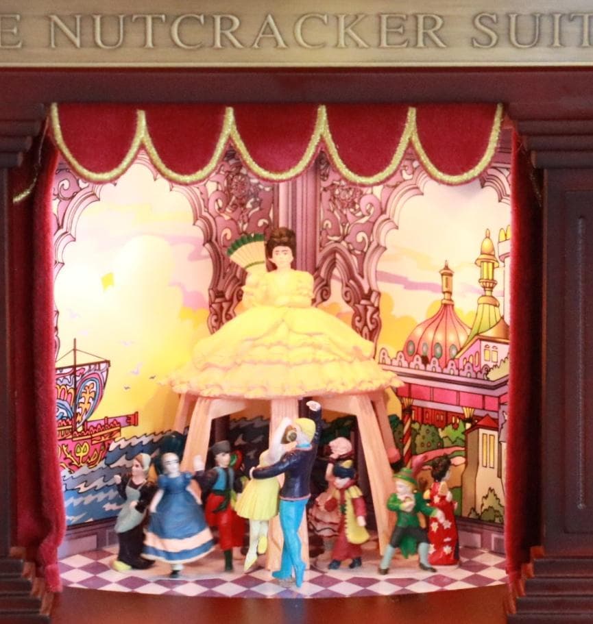 ミスタ－クリスマス　オルゴール　くるみ割り人形組曲　ミュージカル　バレエシアター