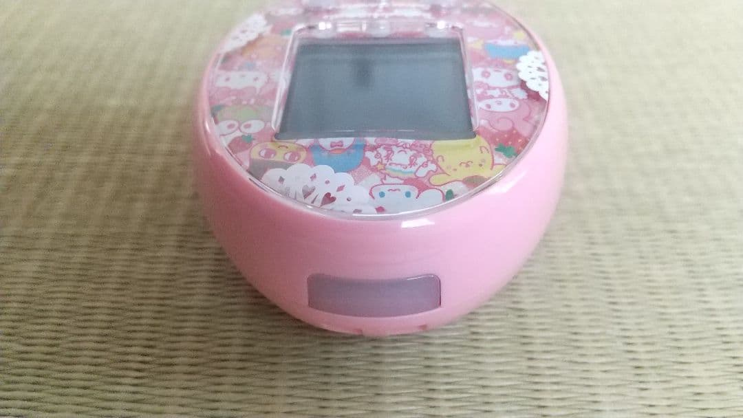 バンダイ サンリオキャラクターズみーつver．たまごっち