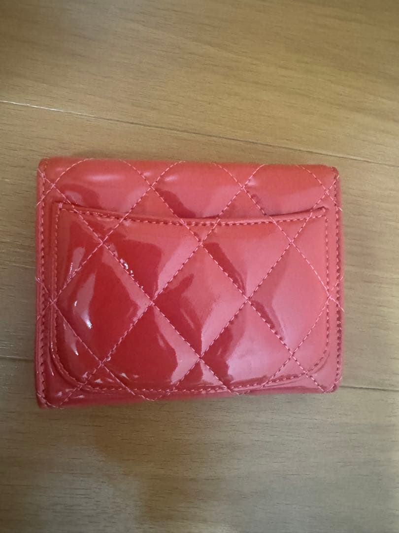 CHANEL シャネル　マトラッセ　ケース　エナメル　財布