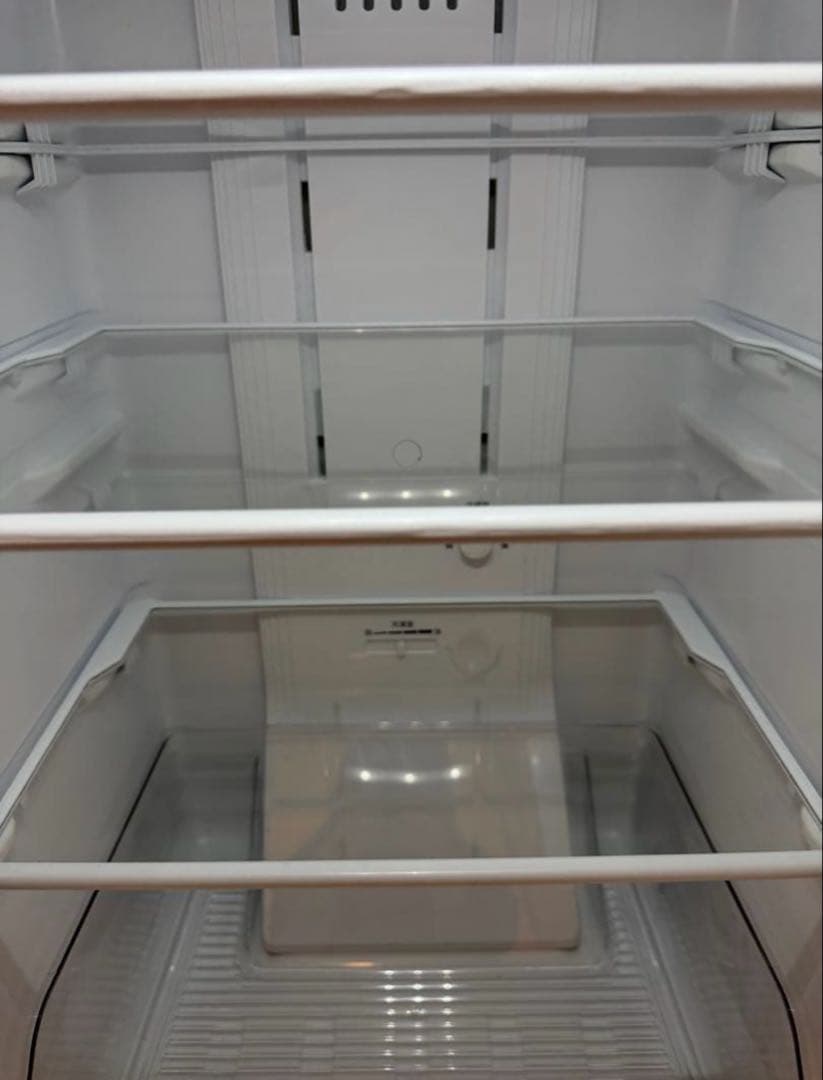 ほぼ未使用　TOSHIBA 東芝　冷蔵庫 GR-V15BS ホワイト 153L