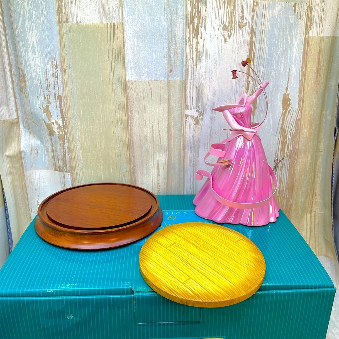 WDCC 眠れる森の美女 Sleeping Beauty オーロラ姫 裁縫ドレス