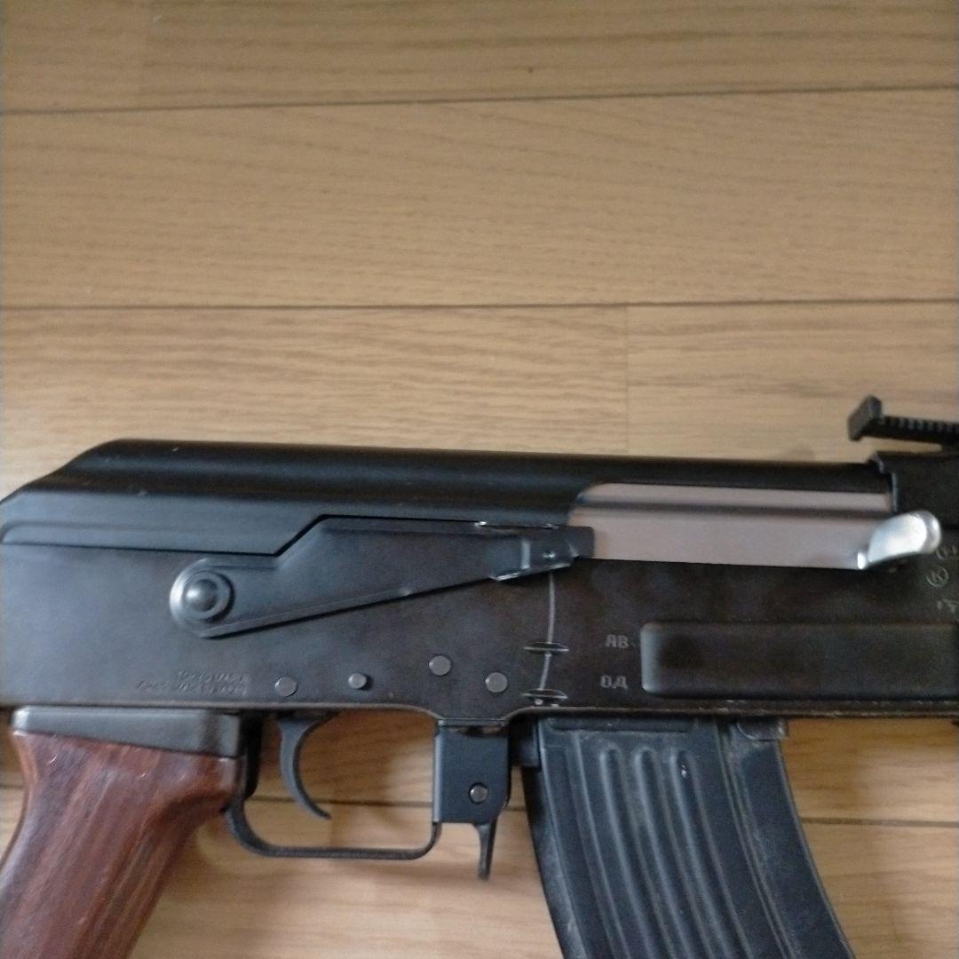 次世代電動ガン東京マルイAK-47マガジン4本付き