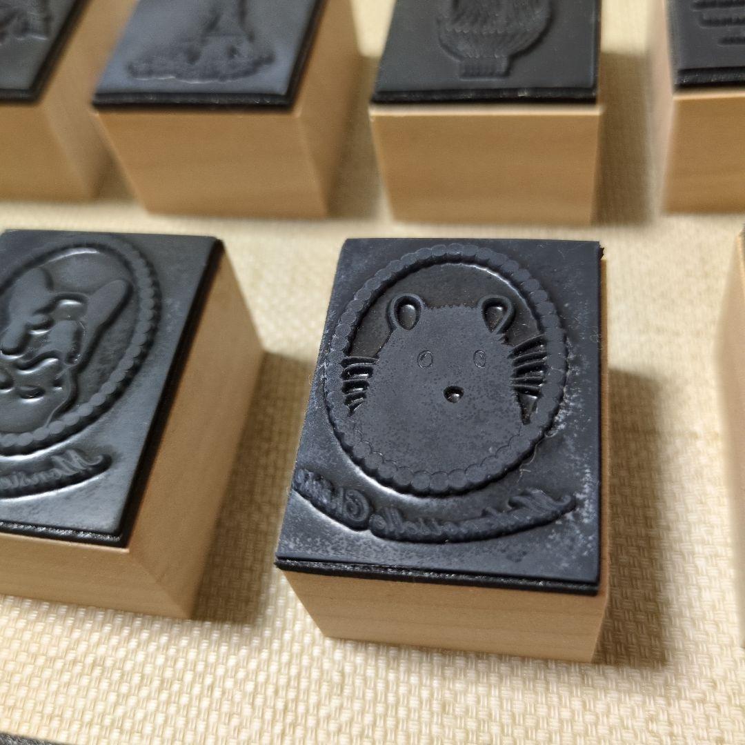 さとちん様専用 Ladurée 木製スタンプセット 3個 2025年最新】ラデュレ