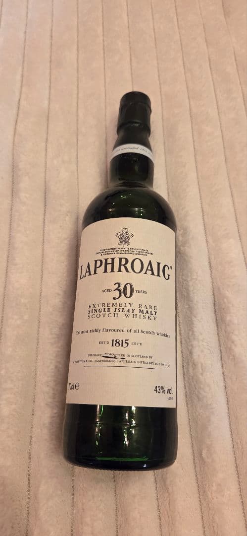 LAPHROAIGラフロイグ30年 エクストリームリー レア 750ml 43% LAPHROAIGラフロイグ30年 エクストリームリー レア 750ml 43