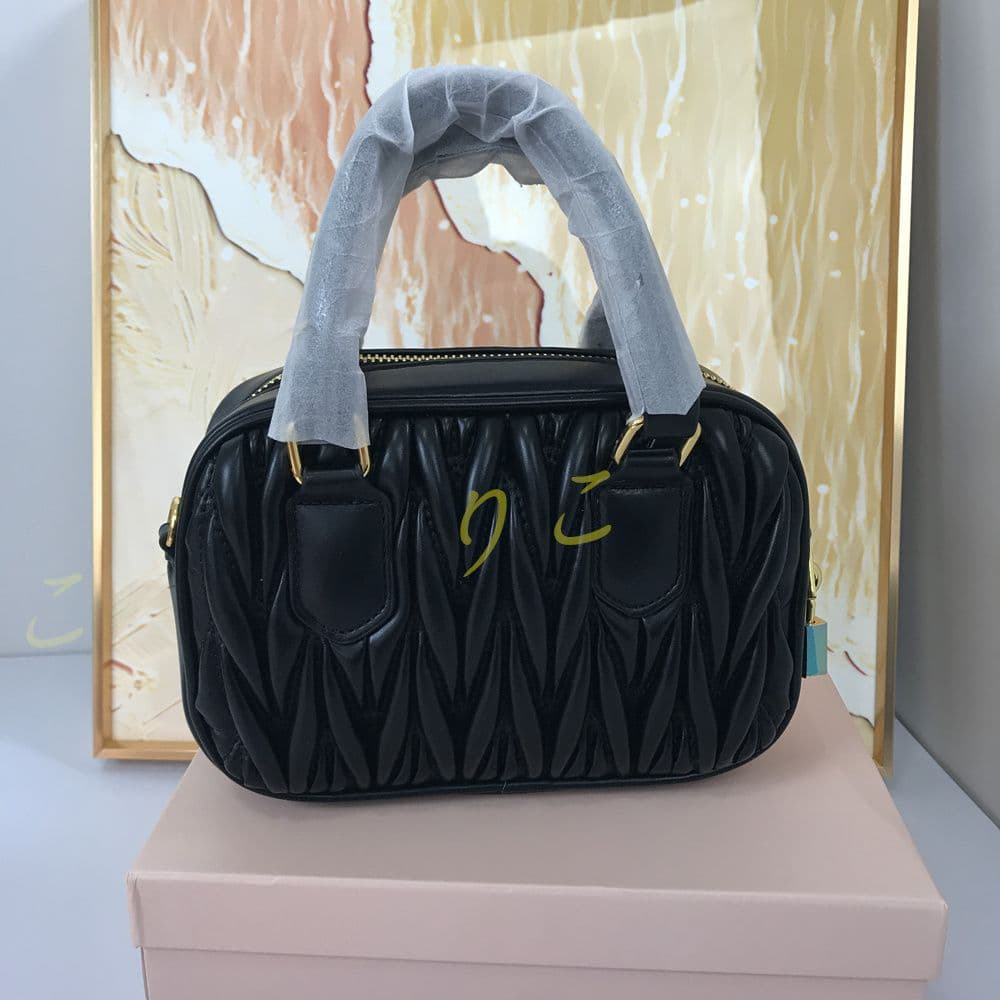 MIU MIU ミュウミュウボウリングバッグ ハンドバッグ