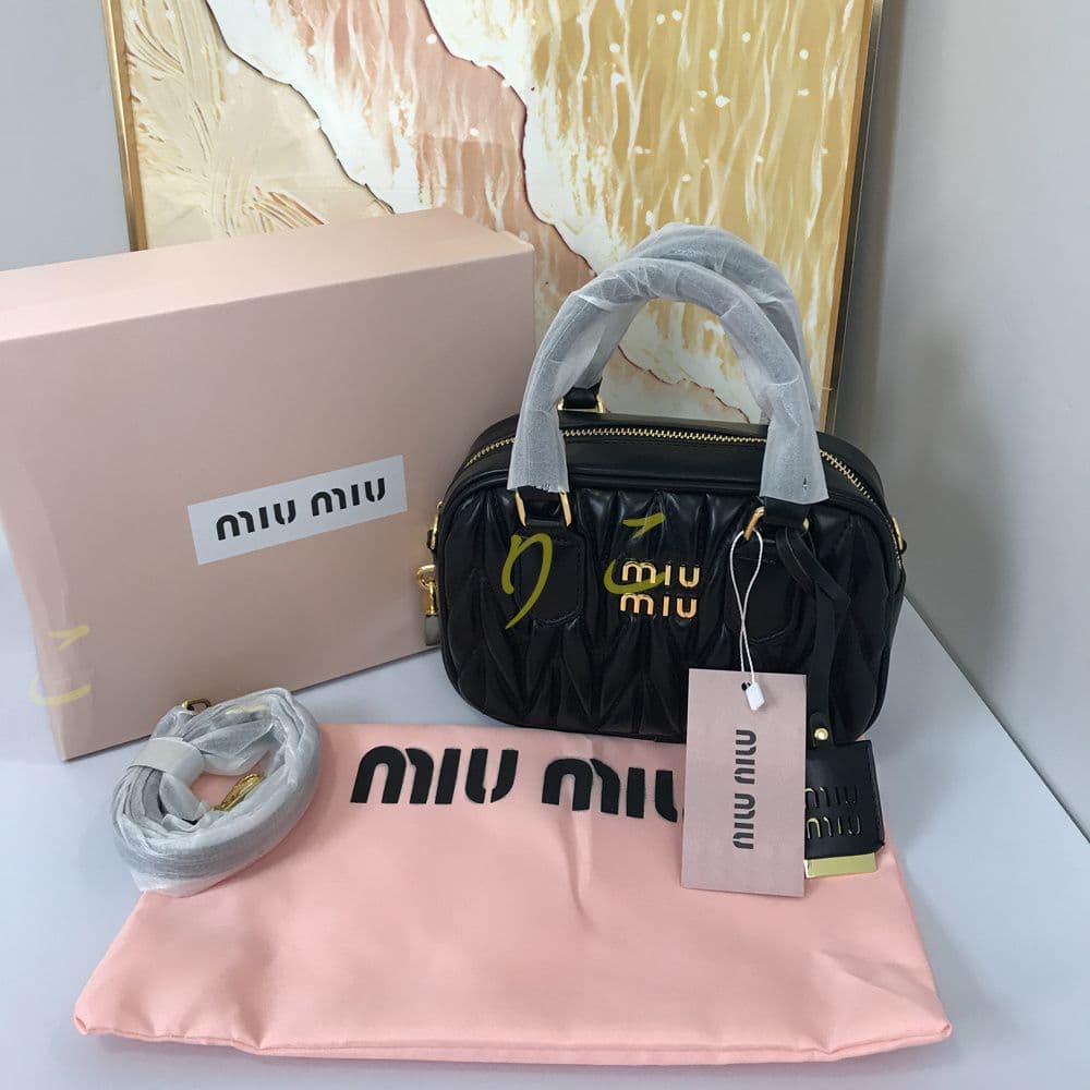 MIU MIU ミュウミュウボウリングバッグ ハンドバッグ