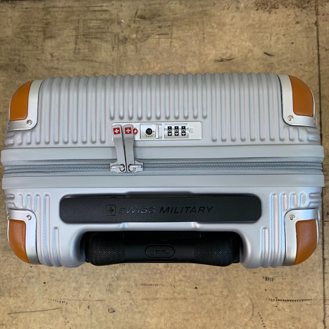 ★スイスミリタリー　スーツケース　38.5L　SM-C920　機内持ち込みサイズ