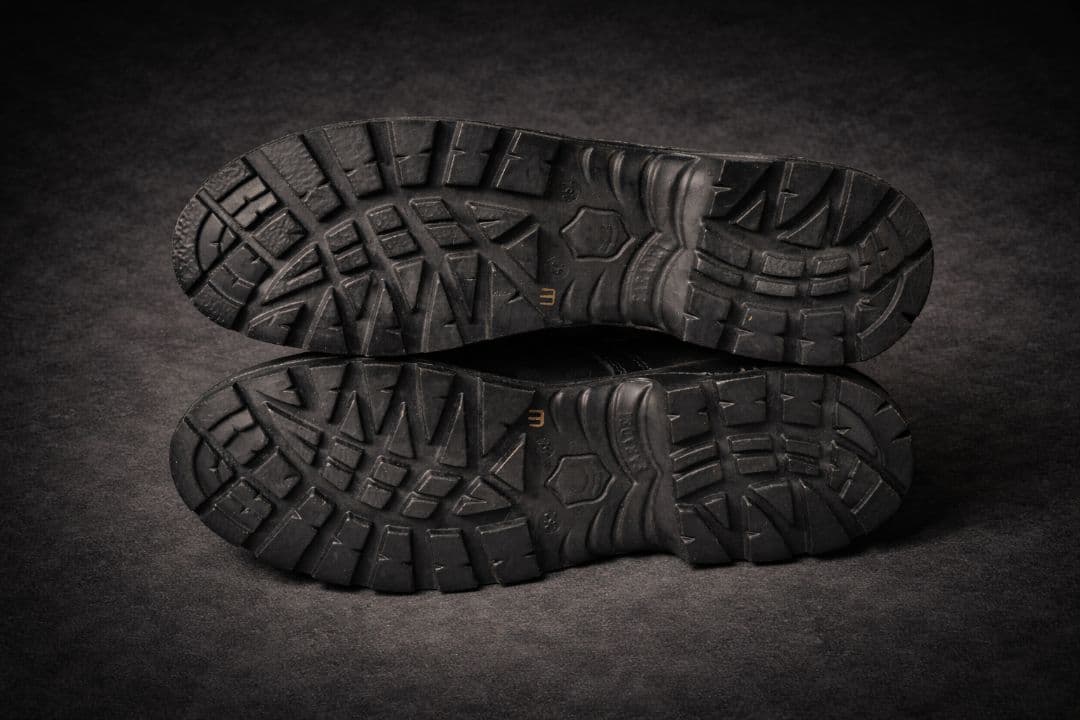 ロシア軍 実物 Faradei製 VKBO 官給ブーツ 26.5cm - メルカリ