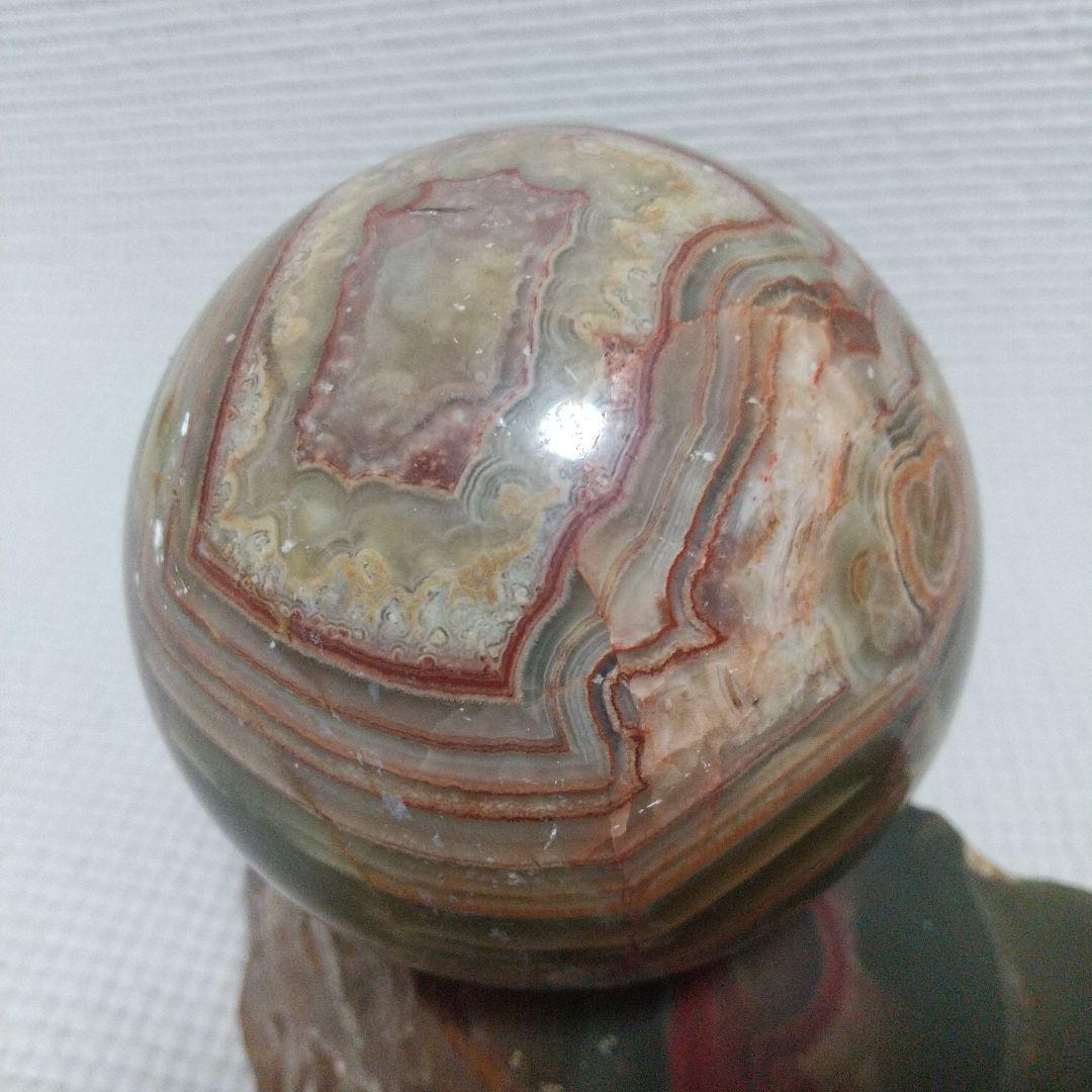 まるで惑星 4.2kg 碧玉? 赤/緑/黄の縞模様が美しい観賞石31cm