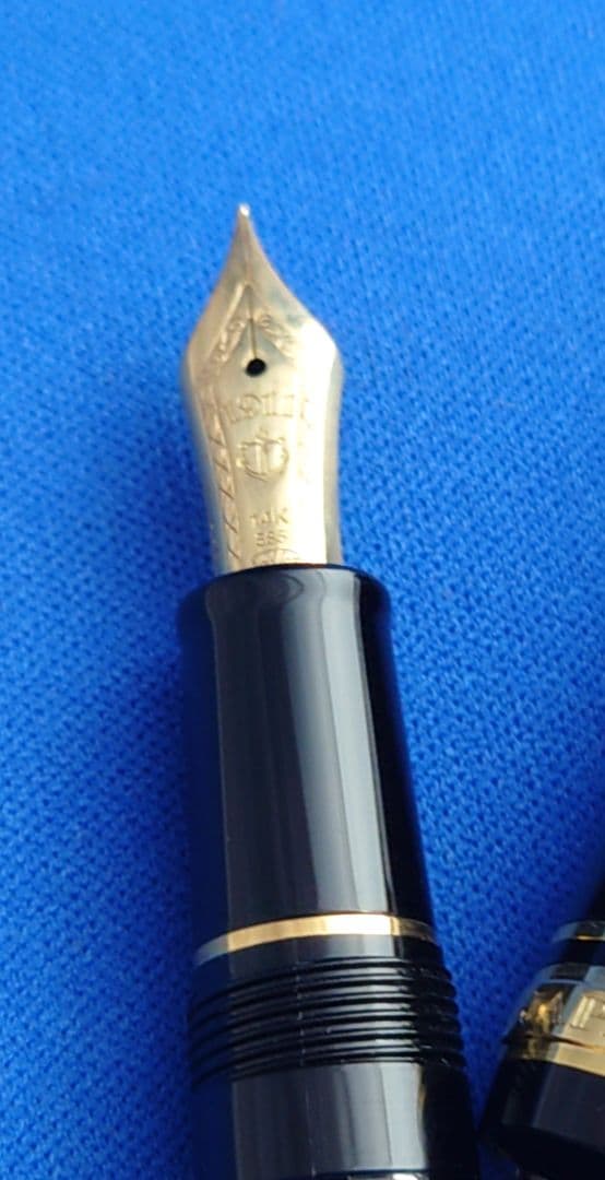 新品 処分 セーラー万年筆 プロフィットスタンダード万年筆 ブラック