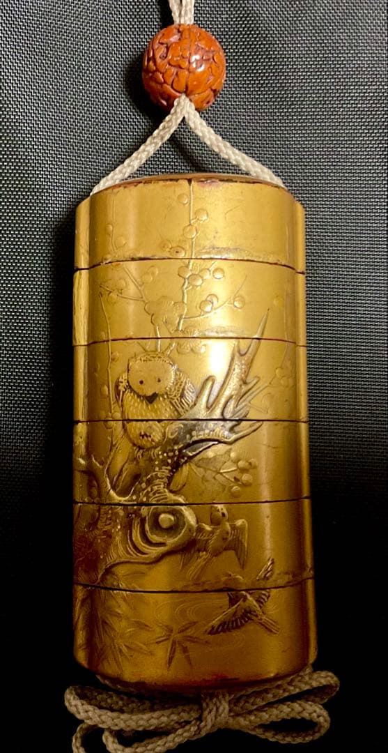 花鳥蒔絵印籠・牙刻鳥根付・箱・座布団付 花鳥蒔絵印籠・牙刻鳥根付