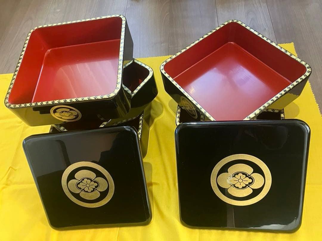 輪島塗 角丸五段重 蓋二枚 黒内朱 木製