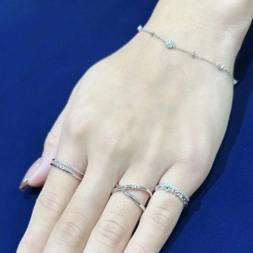 4℃　K10 WG　アクアマリン　ダイヤモンド　透かし　ピンキー　リング　1号