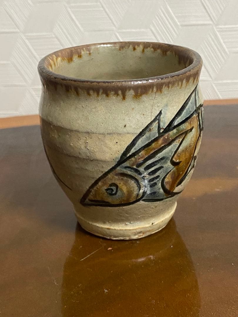 沖縄 金城次郎 壺屋焼 人間国宝 魚文マグカップ 湯呑 コップ