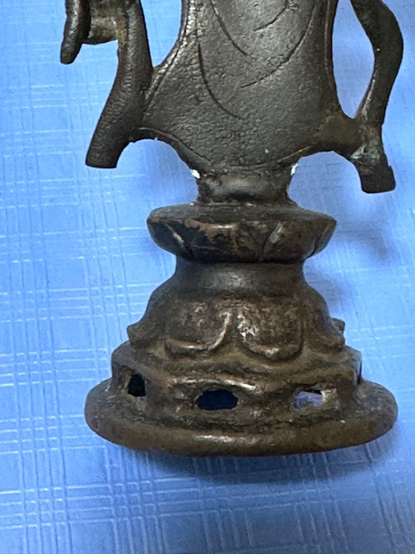 観音仏 中国仏像 キズある