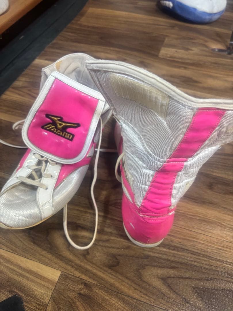 Mizuno ボクシングシューズ ホワイト/ピンク エナメル 武道・格闘技