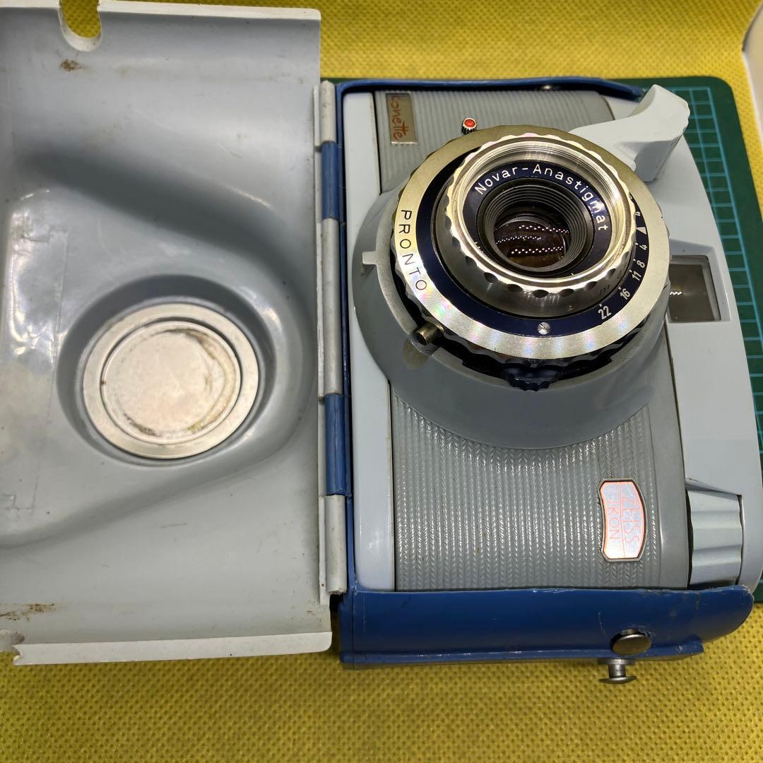 動作品）斬新ポップな ツァイスイコネッテ35 お弁当箱の様なケース