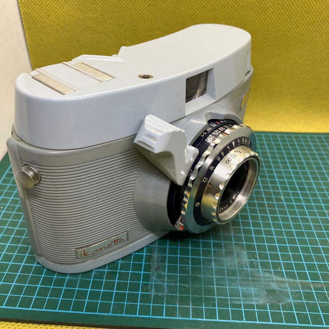 動作品）斬新ポップな ツァイスイコネッテ35 お弁当箱の様なケース