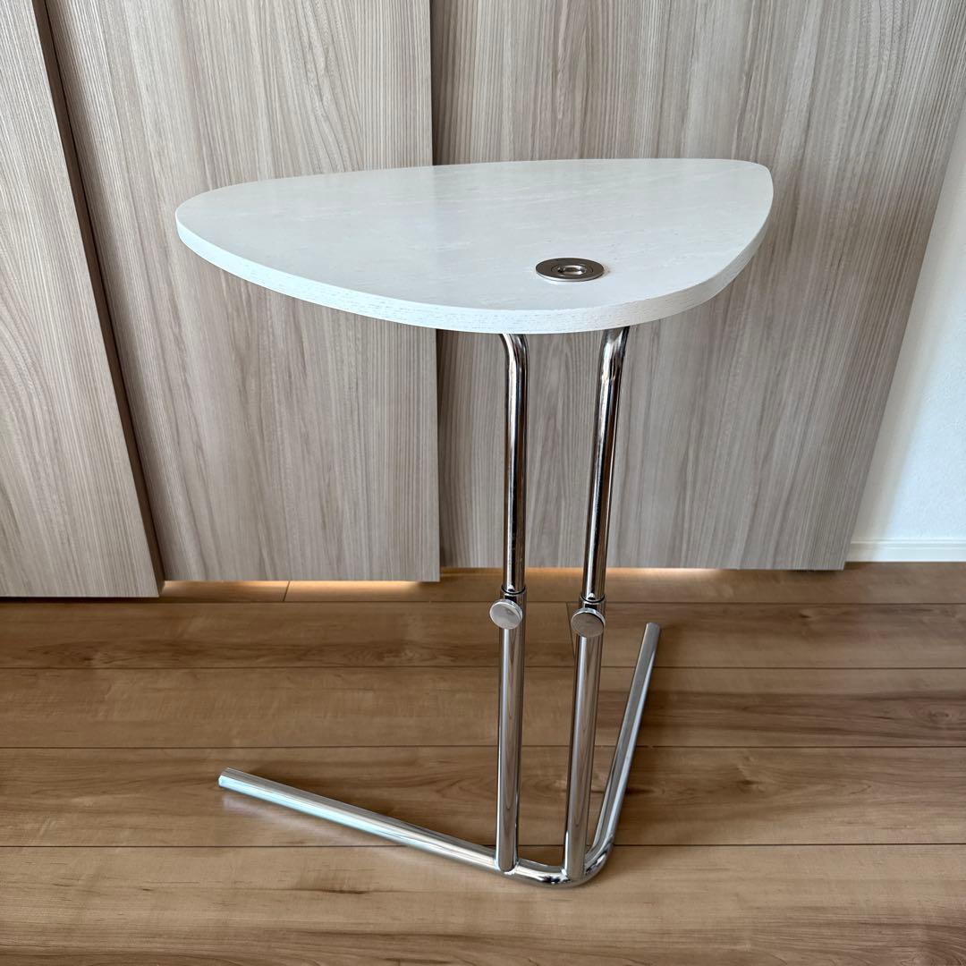 希少】TECTA（テクタ）サイドテーブル K22 ホワイト ACTUS - メルカリ