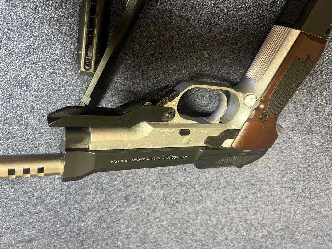 東京マルイ　M93R 電動ハンドガン　 バイオウェスカーモデル塗装　マガジン3本