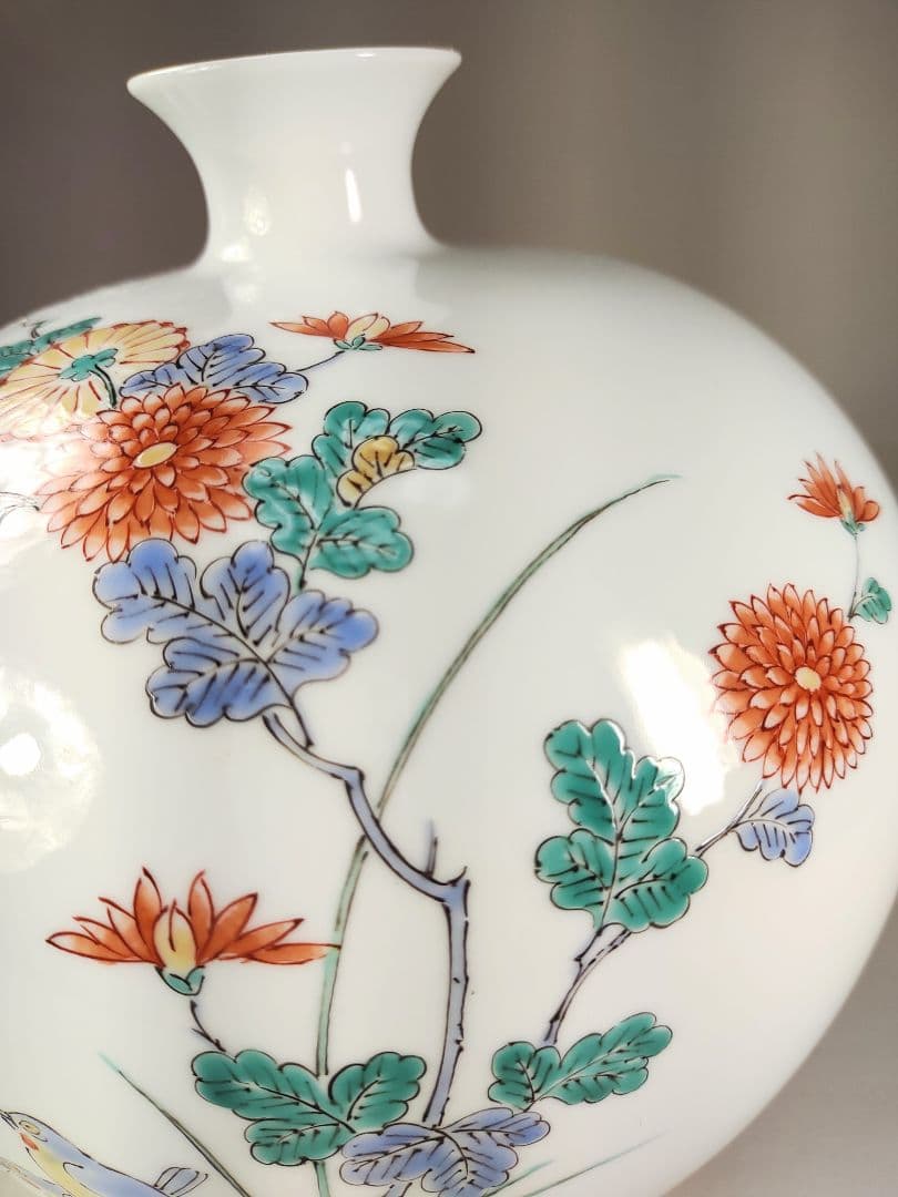 希少 重要無形文化財 中村清六作 有田焼 高麗庵清六窯 白磁錦絵 花鳥紋