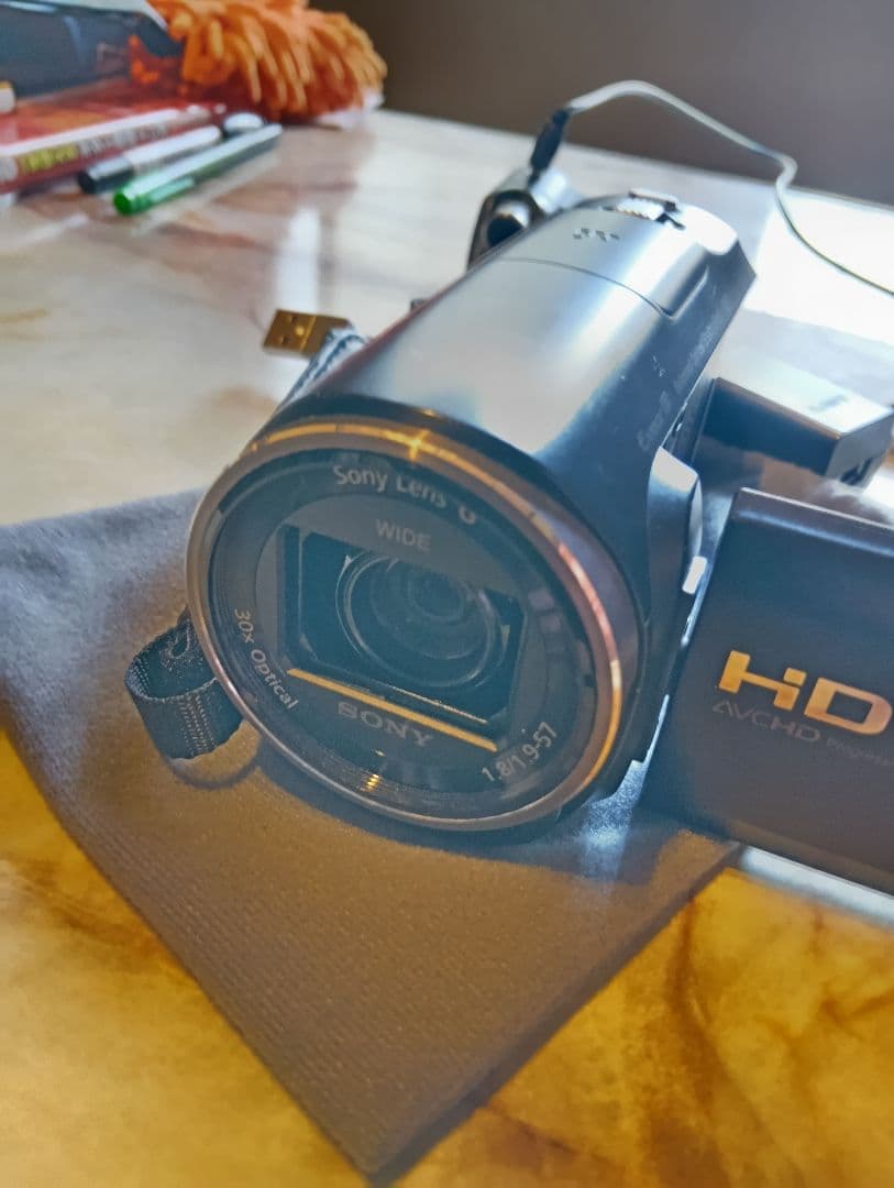 ジャンク　SONY HDR-CX670 ビデオカメラ 本体　外部マイク付き