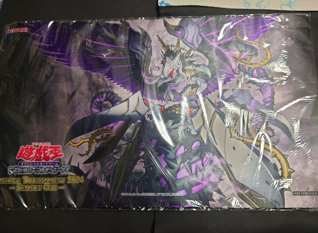 遊戯王OCG プレイマット殺戮聖徒レジーナ