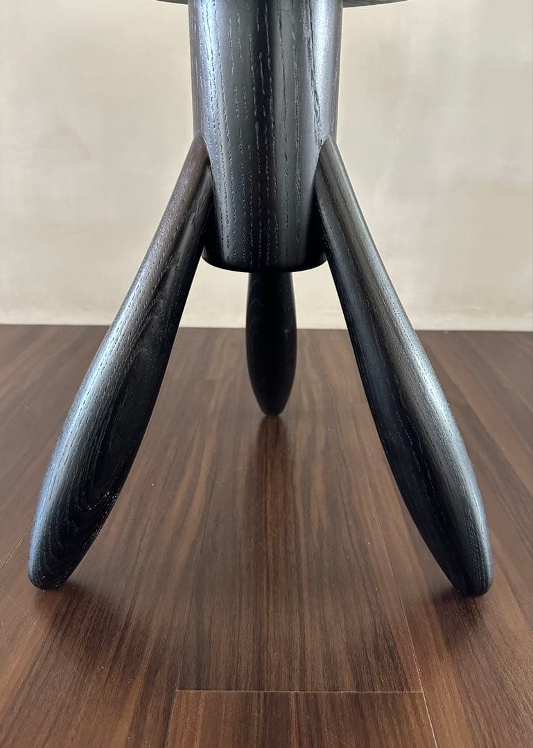 artek 80 ロケットスツール 黒