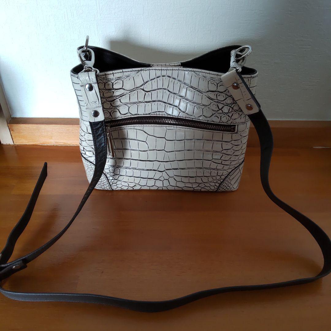 日本製・本革 クロコダイル・2way・ハンドバッグ・バニラ・目地染