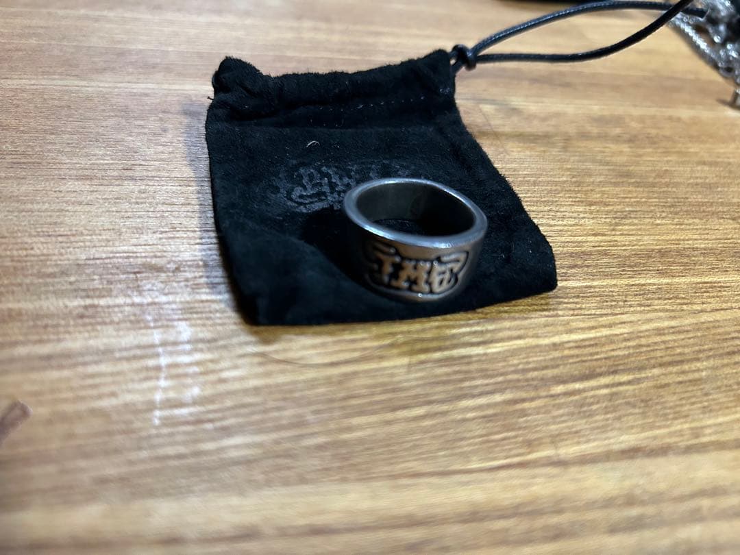 ビルヴォールレザーリング袋付き