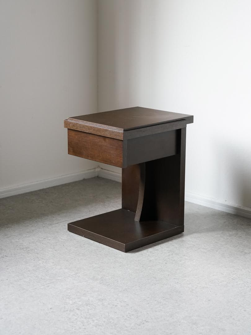 \"FRANCEBED\" イルベローチェ ベッドサイド テーブル モダン