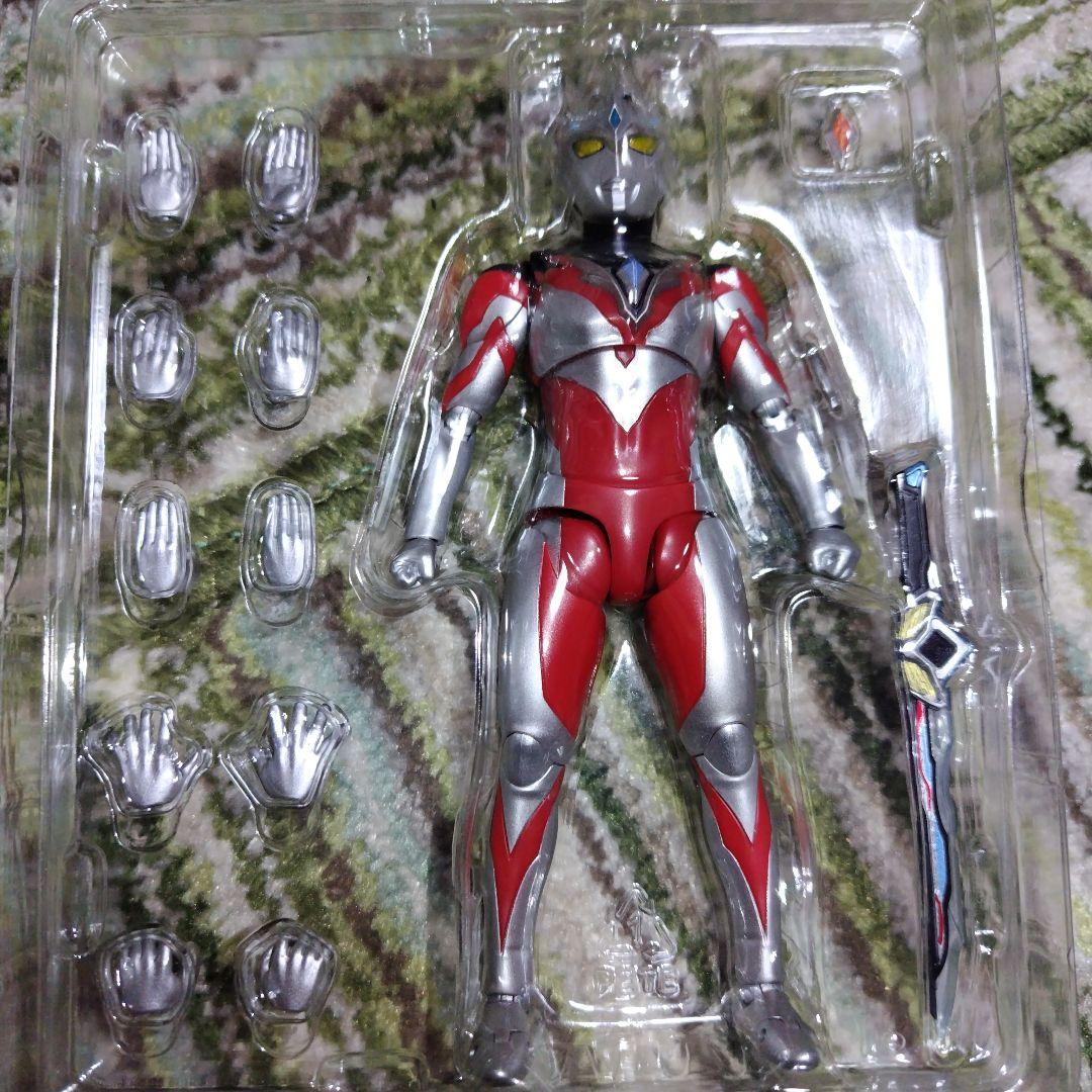 S.H.Figuarts ウルトラマンアーク　ギルアーク　ギャラクシーアーマー