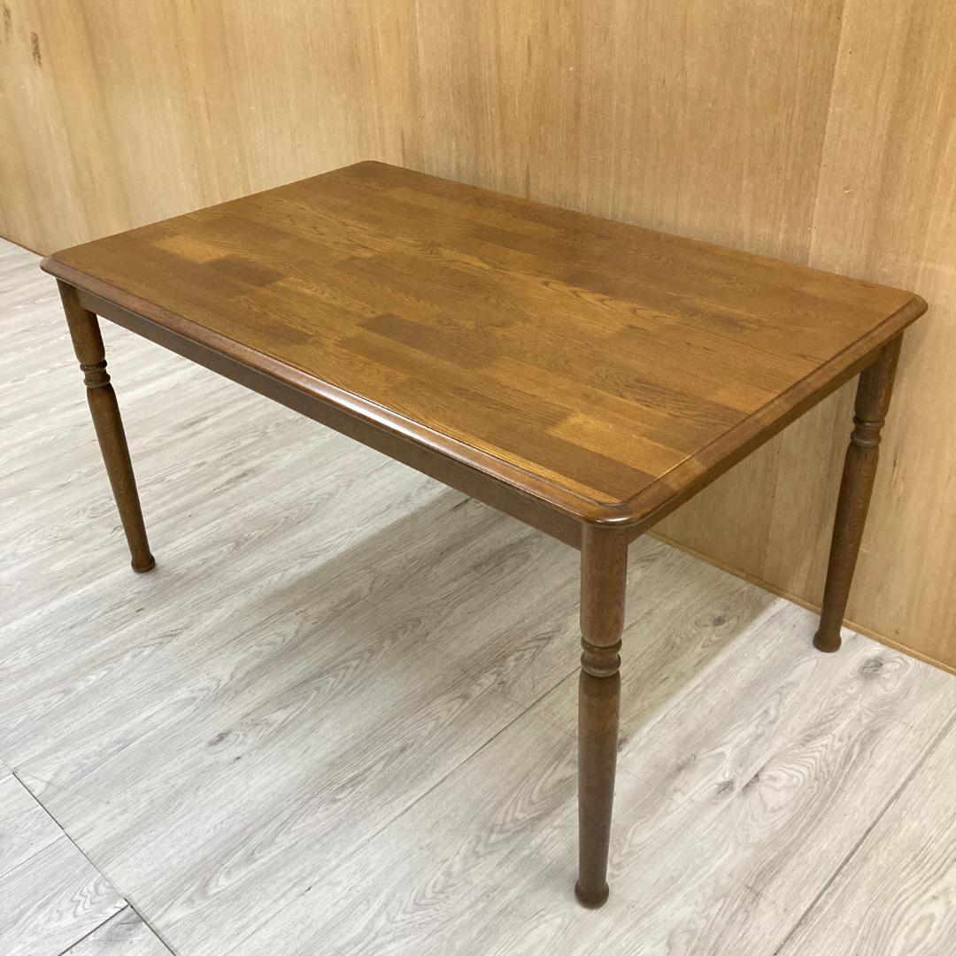 【柏木工】KASHIWA 飛騨高山ダイニングテーブル　食卓　４人掛け