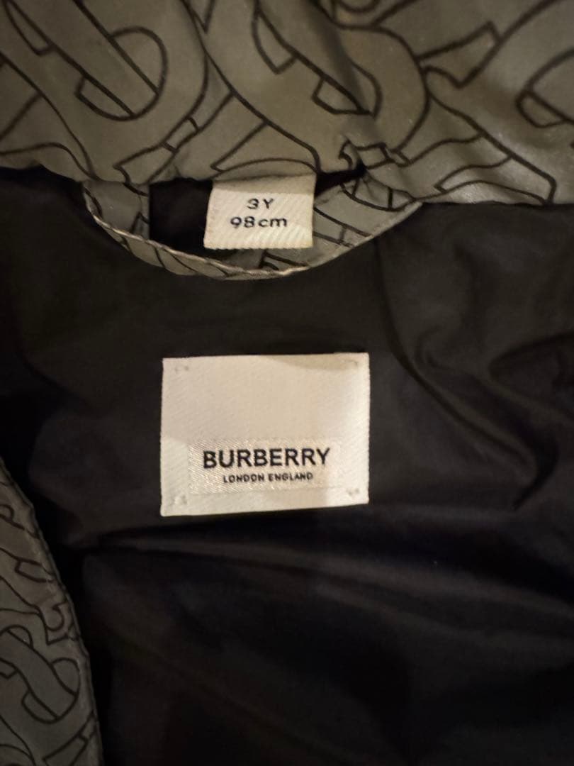 Burberry（バーバリー）グレー キッズアウター 3Y（98cm）